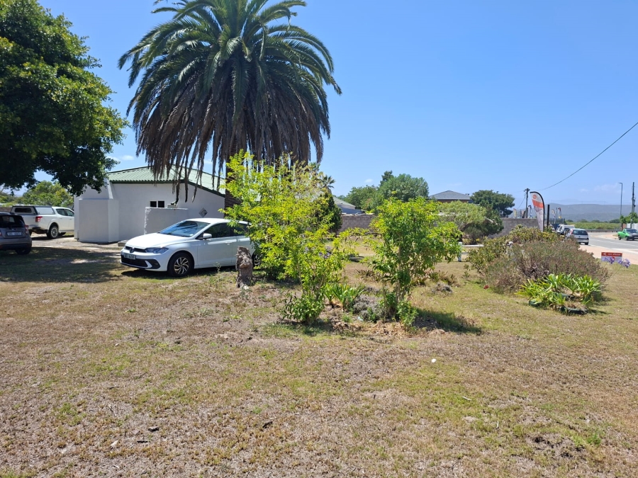 4 Bedroom Property for Sale in Riverside Western Cape
